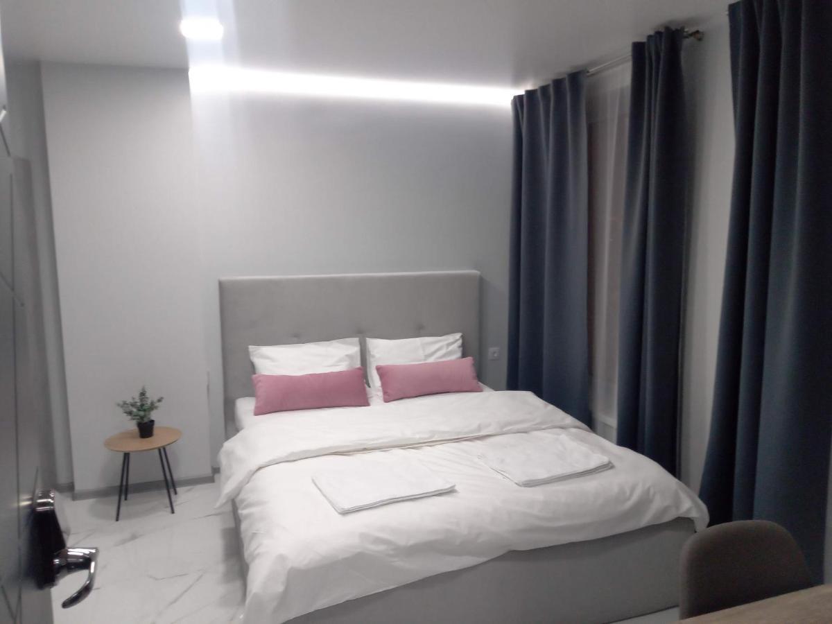Pure Apartments Vip 4 ลวีฟ ภายนอก รูปภาพ